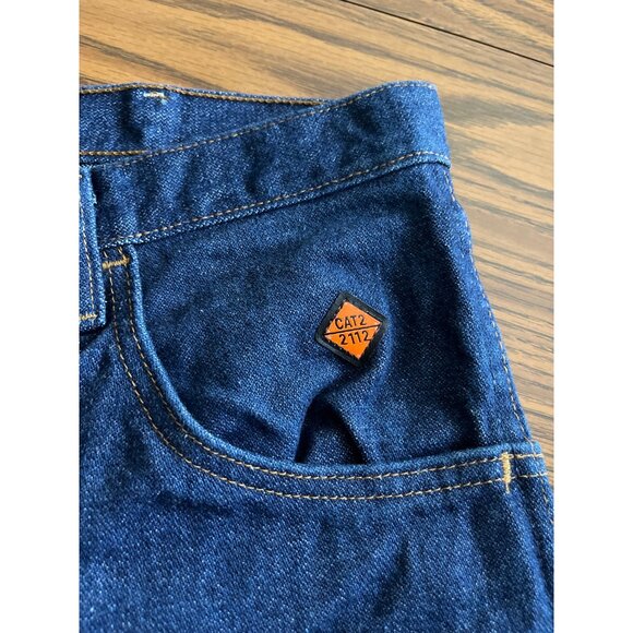 Wrangler Fire Resistant zip front denim jeans size 32x30 NWOT - Picture 4 of 8